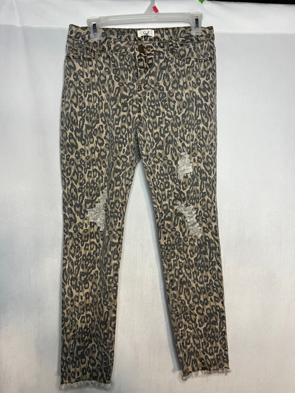 Easel Small Leopard Print Skinny Jeans in Beige/Black